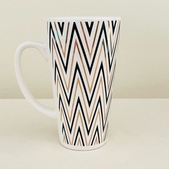 Ceramic Coffee Tea Mug I Really Need A Day Between Saturday and Sunday 15 oz - Picture 6 of 9